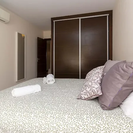 El Horno 2 - Two Bed Apartment *